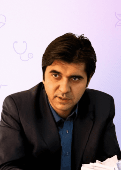 آرش محققی